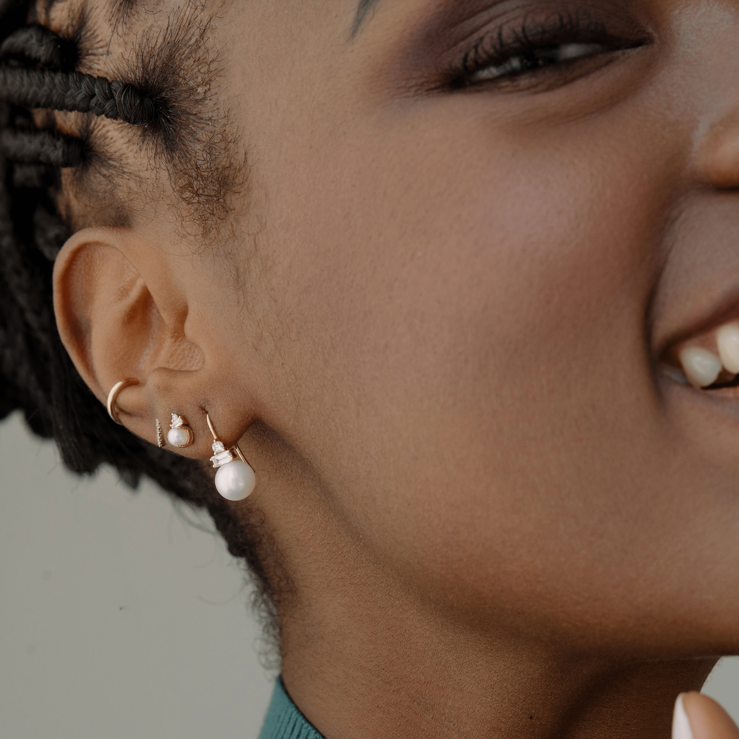 Classic II: Medium Size Round Silver Hoop Earrings – Hoopsanddangles